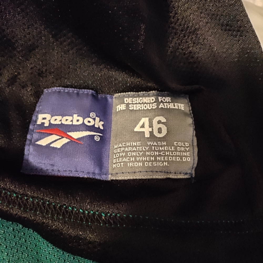 *SOLD* Reversible Reebok Dan Marion - Picture 6 of 7